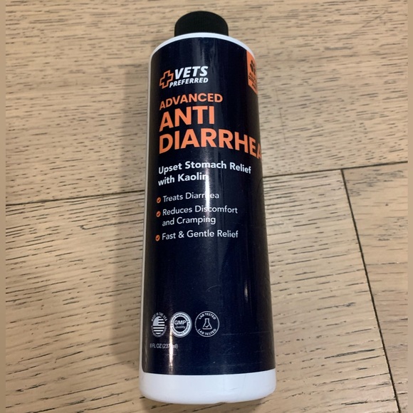 Vets Preferred Anti Diarrhea Liquid for Dogs - Dog Diarrhea Relief with Kaolin - Picture 1 of 3
